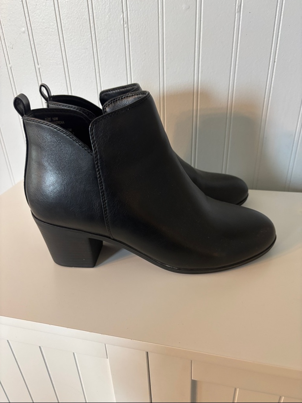 Black Leather Ankle Booties size 10w - Picture 6 of 8